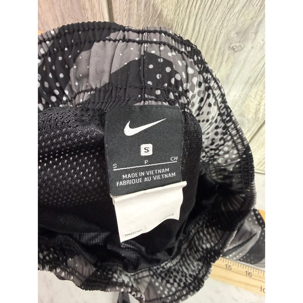 Nike Mens Swim Volley Shorts Grey Black Geometric Dot NESS8422 Size Small